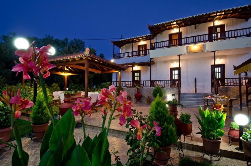 Studios Filippos سكوبيلوس تاون المظهر الخارجي الصورة