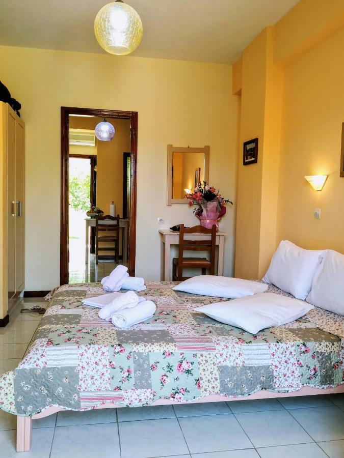 Studios Filippos سكوبيلوس تاون المظهر الخارجي الصورة
